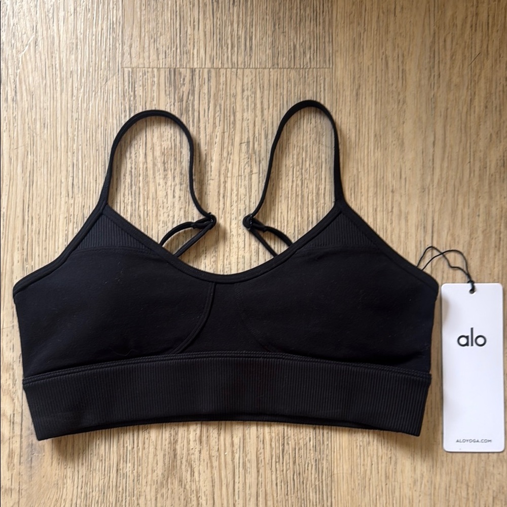 ALO Yoga Classic Black Sports Bra